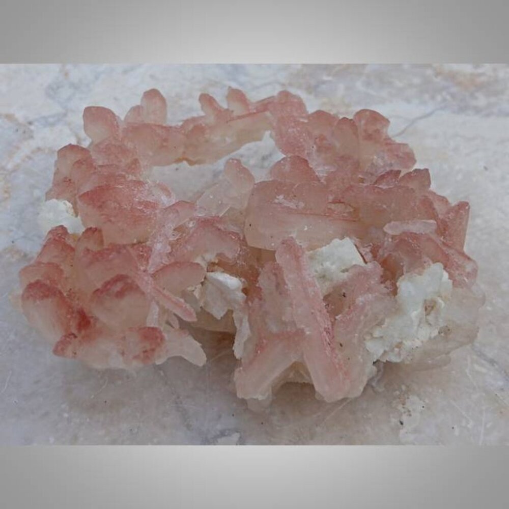 Stilbite Zeolite crystal mineral specimen 03 - Picture 4 of 5